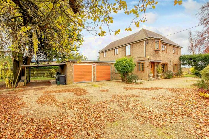 4 Bedroom Detached House For Sale In Cliffe Road, Easton On The Hill, Stamford, PE9