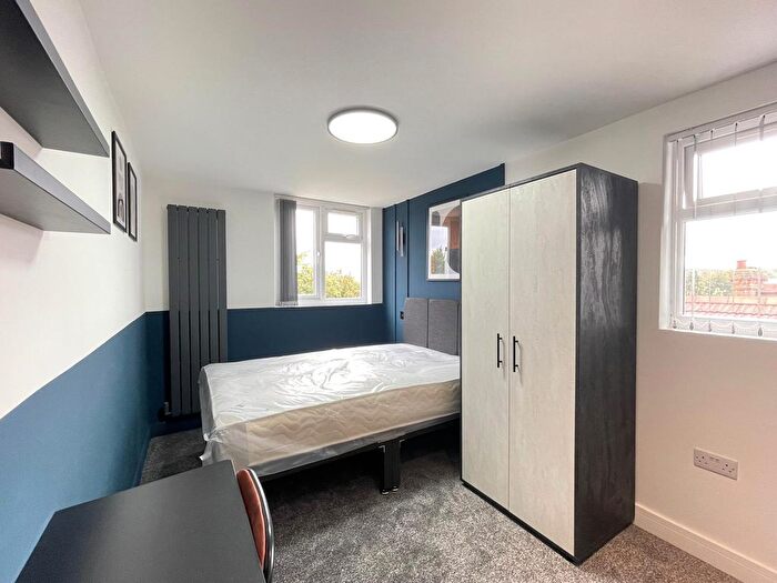 1 Bedroom Studio To Rent In Clarendon Road, Luton, Bedfordshire, LU2