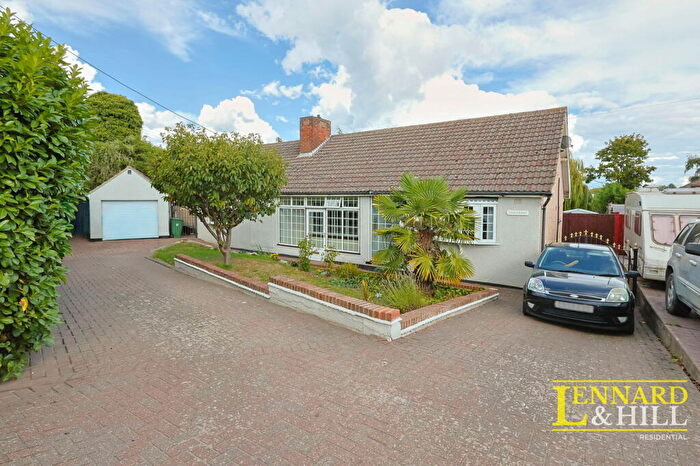 3 Bedroom Detached Bungalow For Sale In Sandy Lane, Chadwell St Mary, RM16
