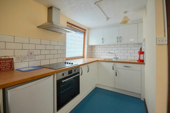 1 Bedroom Flat To Rent In Victoria Road, CB4
