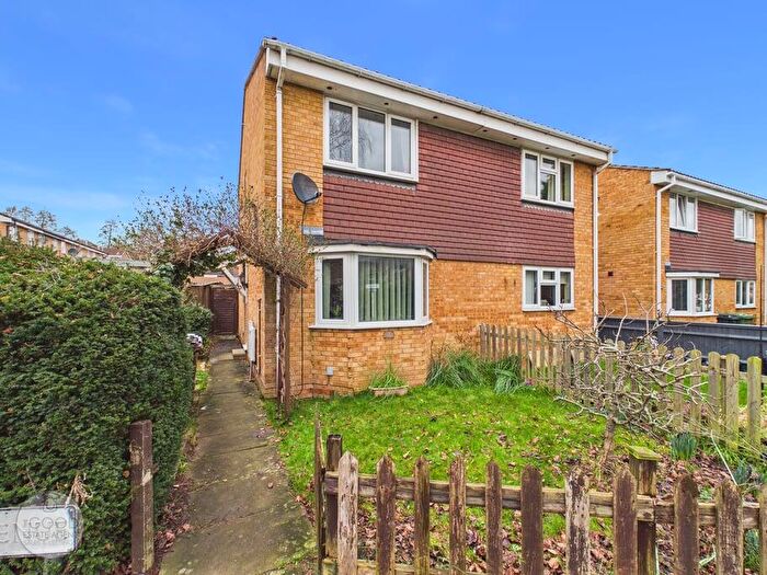 2 Bedroom Semi Detached House For Sale In Cheltenham Avenue, Hereford, HR4