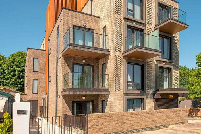 1 Bedroom Flat To Rent In Albert Road, New Barnet, EN4