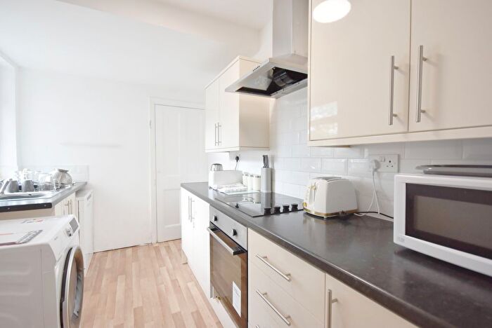 3 Bedroom Terraced House To Rent In Allesley Old Road, Coventry, CV5