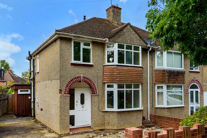 4 Bedroom Semi-Detached House To Rent In Marsh Lane, Headington, OX3