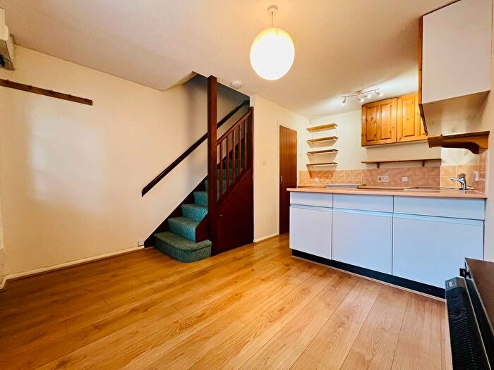 1 Bedroom House To Rent In Sturton Street Cambridge, CB1