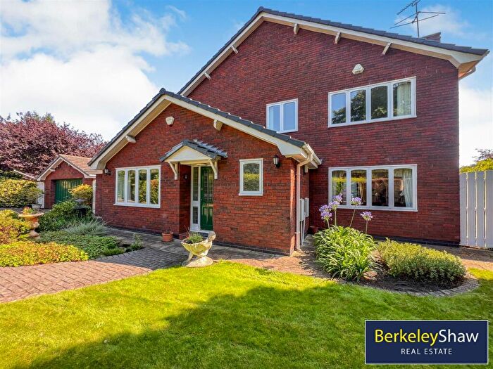 4 Bedroom Detached House For Sale In Sandy Lane, Hightown, Liverpool, L38