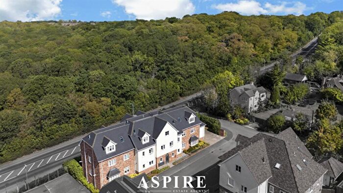 2 Bedroom Flat For Sale In Catherine Road, Benfleet, SS7