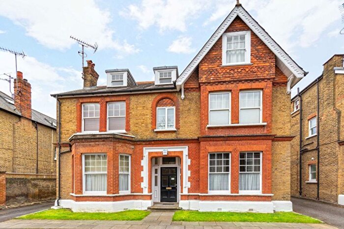 Studio To Rent In Culmington Road, London, W13