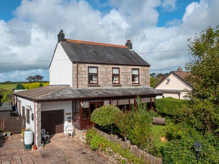 4 Bedroom Property For Sale In Underlane, Helston, TR13