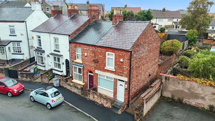 2 Bedroom Cottage For Sale In Grange Mount, Heswall, Wirral, CH60