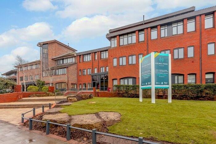 2 Bedroom Flat To Rent In North Street, Horsham, RH12