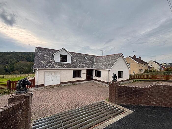 4 Bedroom Detached Bungalow For Sale In Cribyn, Lampeter, SA48