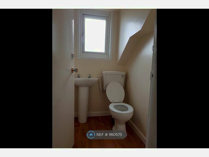 1 Bedroom Flat To Rent In Leyland Rd, Southport, PR9