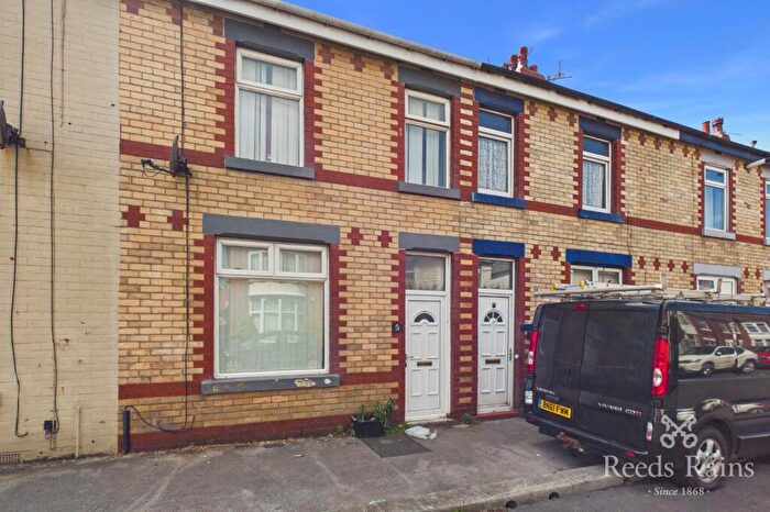3 Bedroom Terraced House For Sale In Westfield Road, Blackpool, Lancashire, FY1