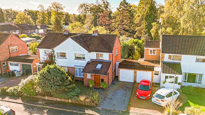 3 Bedroom Semi-Detached House For Sale In Heath Park Drive, Leighton Buzzard, LU7