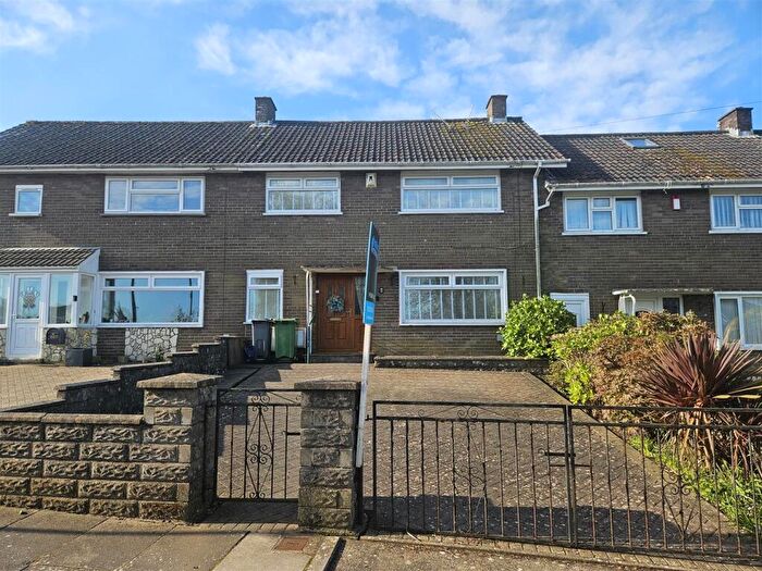 3 Bedroom Terraced House For Sale In Beech Road, Pentrebane, Cardiff, CF5