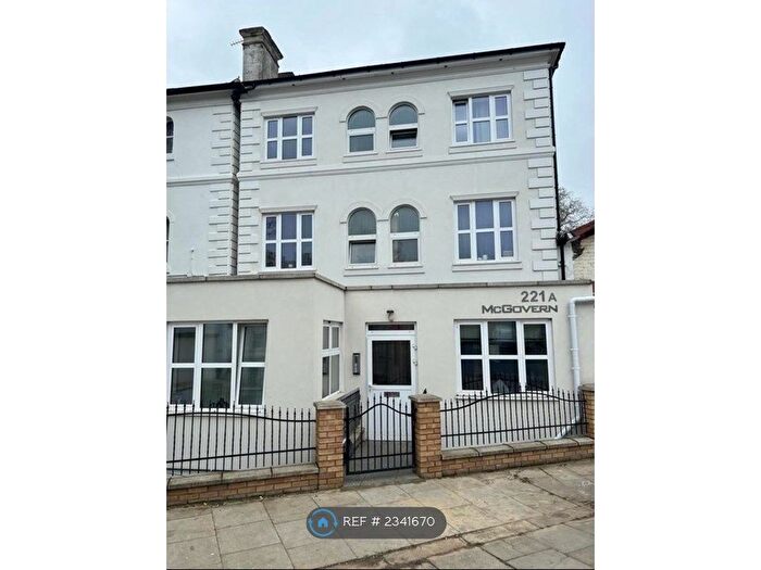 Studio To Rent In Mcgovern, London, NW6