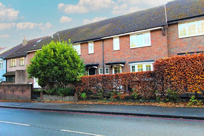 2 Bedroom Terraced House To Rent In Pound Street, Carshalton, SM5