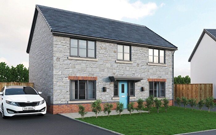 4 Bedroom Detached House For Sale In Merthyr Road, Govilon, NP7