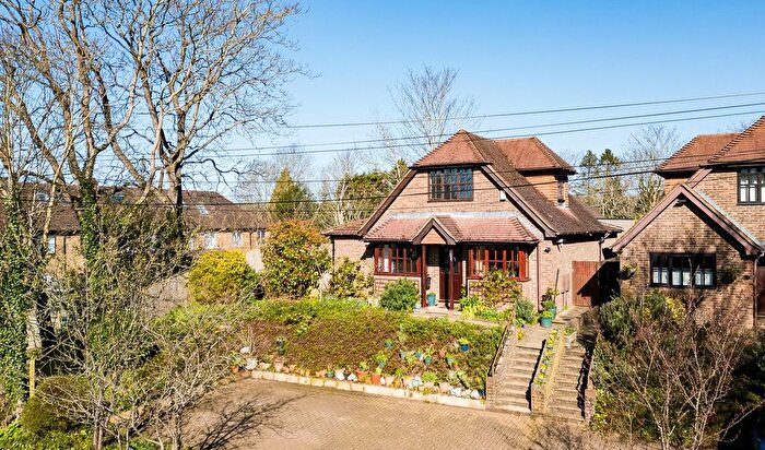 3 Bedroom Detached House For Sale In Chipstead Lane, Sevenoaks, TN13