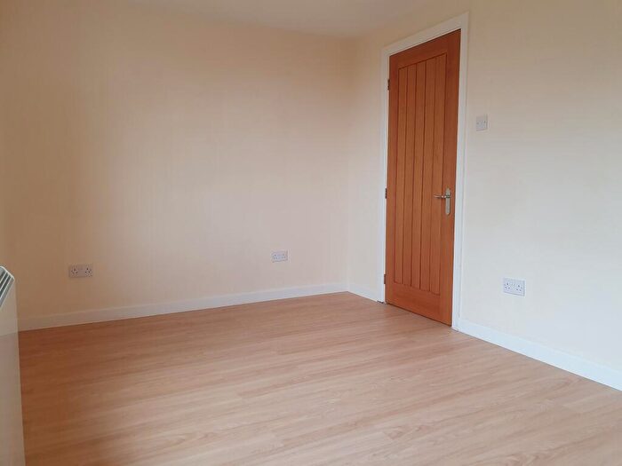 2 Bedroom Apartment To Rent In Elm Close, Bassett, SO16
