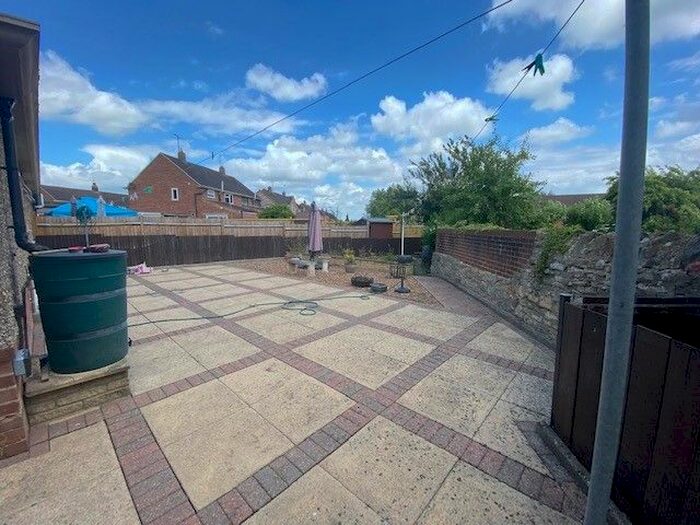 2 Bedroom Bungalow To Rent In Yardley Road, Cosgrove, MK19