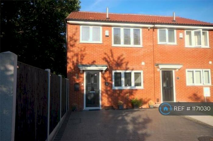 2 Bedroom Terraced House To Rent In Clay Hill Road, Basildon, SS16