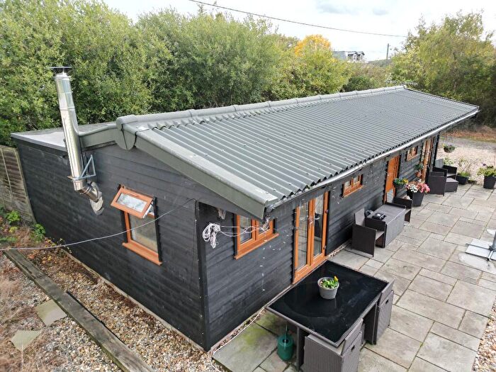 1 Bedroom Detached House For Sale In Oak Meadow, Bishops Wood Road, PO17