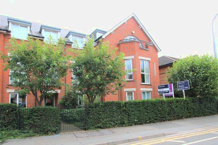 2 Bedroom Flat To Rent In Stirling House, Silver Street, Reading, Berkshire, RG1
