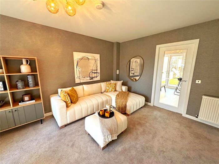 3 Bedroom Semi-Detached House For Sale In Abernethyn Road, Newmains, Wishaw, North Lanarkshire, ML2