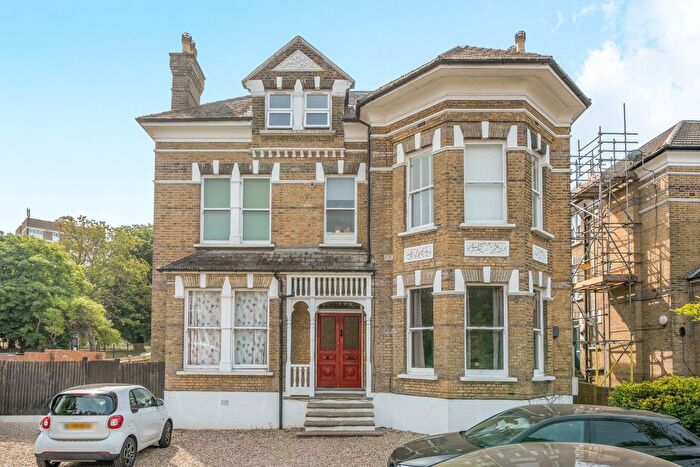 1 Bedroom Flat For Sale In Harold Road, Crystal Palace, London, SE19