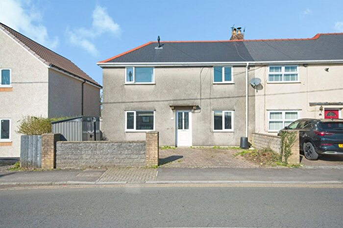 3 Bedroom End Of Terrace House For Sale In Llantrisant Road, Beddau, Pontypridd, CF38