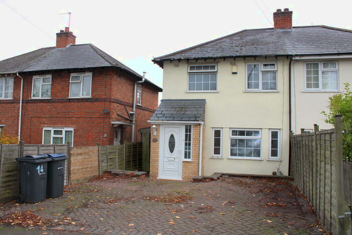 2 Bedroom Semi-Detached House To Rent In Matlock Road, Birmingham, B11