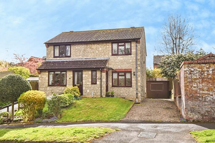 2 Bedroom Semi Detached House For Sale In Station Road, Calne, SN11