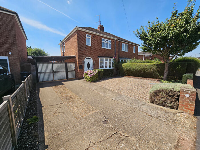 3 Bedroom Semi-Detached House For Sale In Coneygree Road, Stanground, Peterborough, Cambridgeshire, PE2