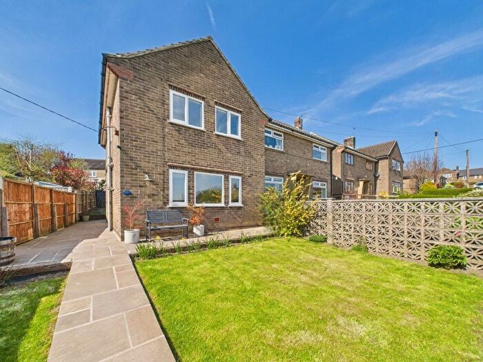 3 Bedroom Semi-Detached House For Sale In The Beeches, Crich, DE4