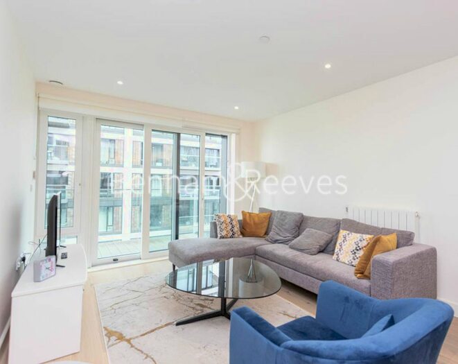 2 Bedroom Flat To Rent In Duke Of Wellington Avenue, Woolwich Arsenal, SE18