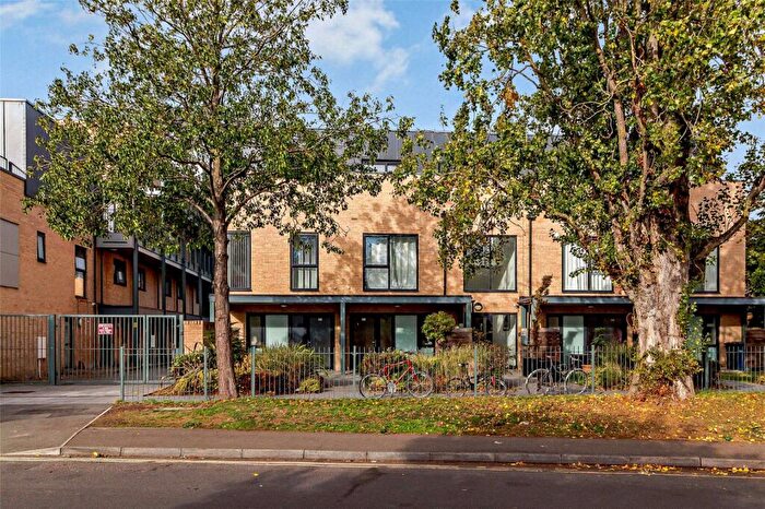 1 Bedroom Apartment To Rent In Flamsteed Close, Cambridge, CB1