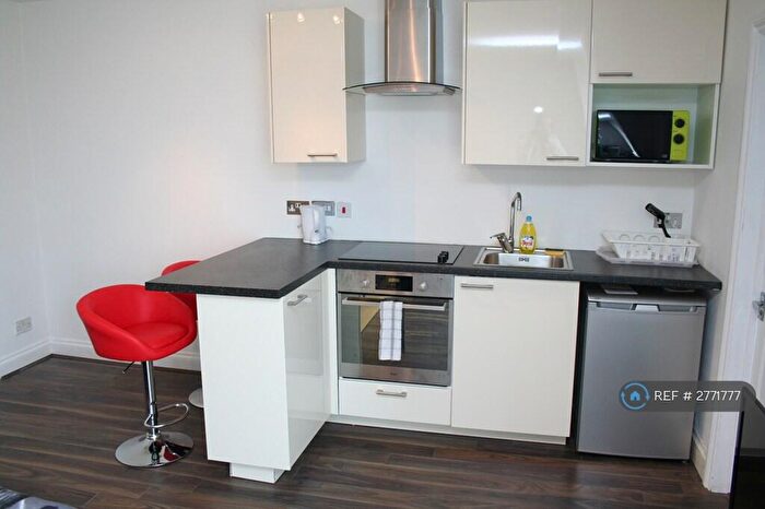 Studio To Rent In Finchley Road, London, NW3