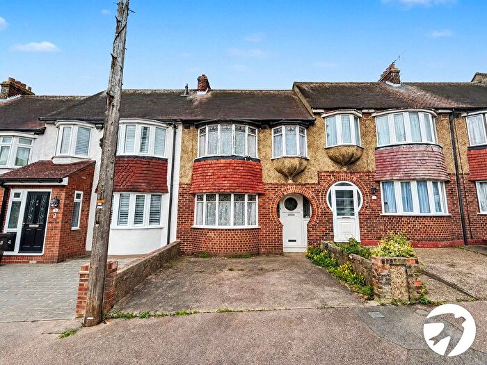 3 Bedroom Terraced House For Sale In Grafton Avenue, Rochester, Kent, ME1