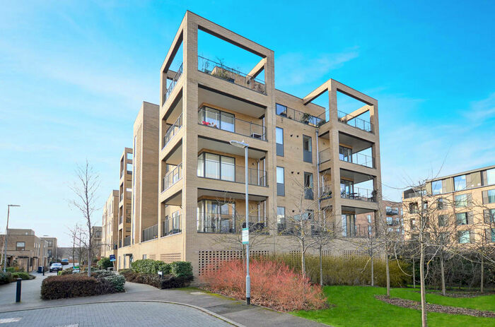 2 Bedroom Apartment To Rent In Forbes Close, Trumpington, CB2
