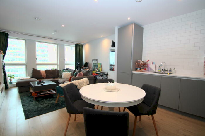 1 Bedroom Apartment To Rent In High Street, Croydon, CR0