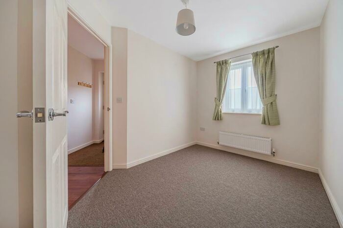2 Bedroom Apartment To Rent In Bathing Place, Witney, OX28