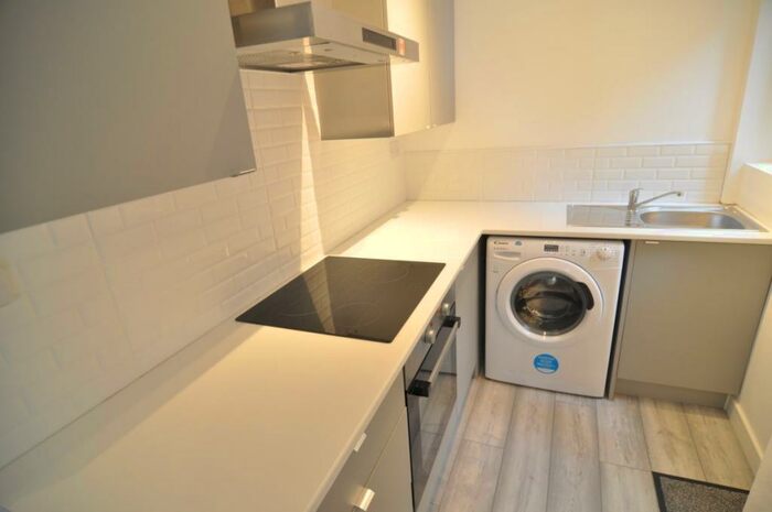 2 Bedroom House To Rent In Doncaster Road, Darfield, S73