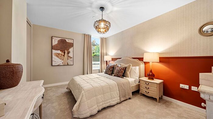 2 Bedroom Flat For Sale In Surry Street, Shoreham By Sea, Shoreham By Sea, BN43