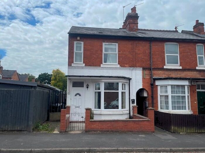 3 Bedroom End Of Terrace House To Rent In Highbury Road, Birmingham, B14