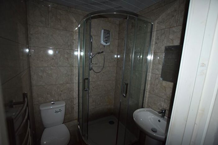 1 Bedroom Flat To Rent In Alfreton Road, Nottingham, NG7