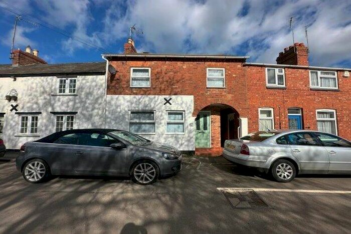 3 Bedroom Property To Rent In Islington Road, Towcester, NN12