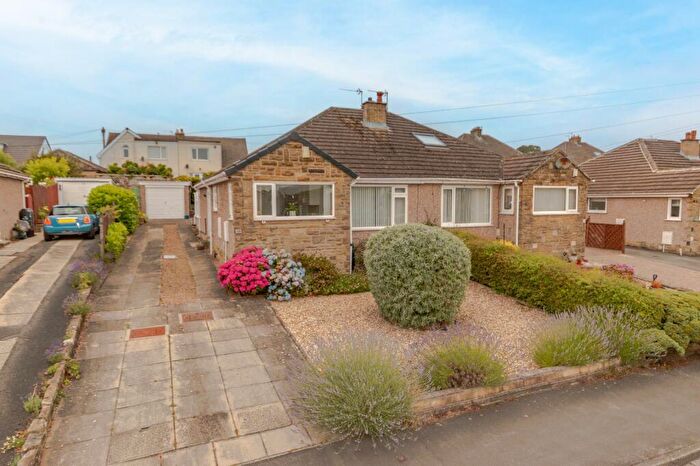 2 Bedroom Bungalow For Sale In Moor Croft, Bingley, West Yorkshire, BD16