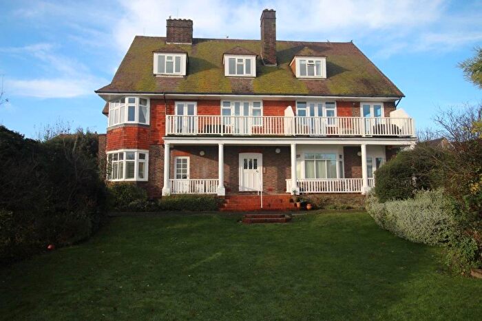 1 Bedroom Flat For Sale In North Foreland Avenue, Broadstairs, CT10